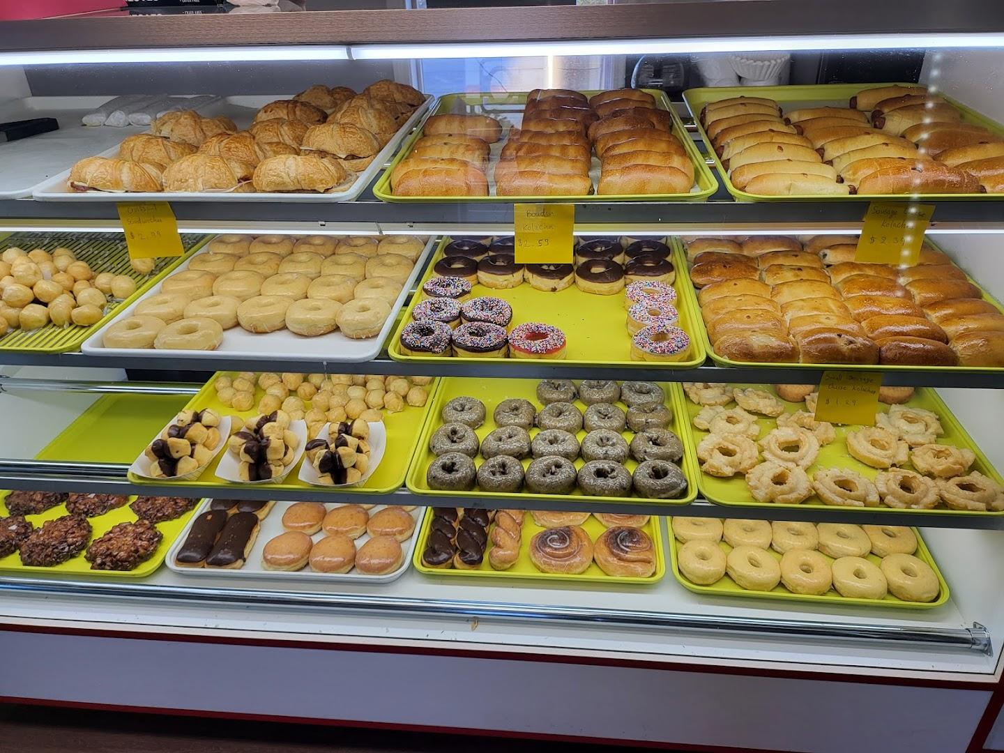 Delish Donuts